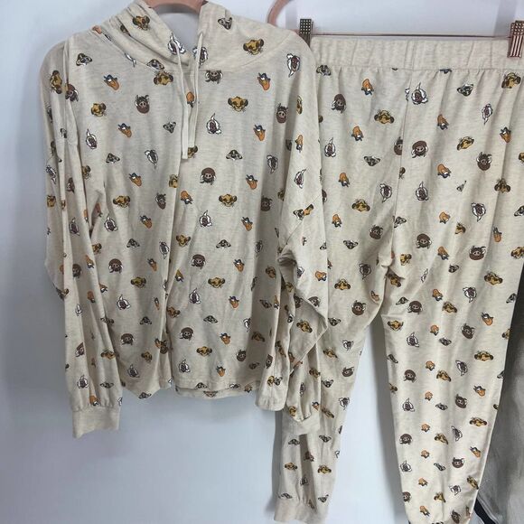 Disney Lion King lounge Set Long Sleeve Hooded Top and pant womens Large - Picture 2 of 6